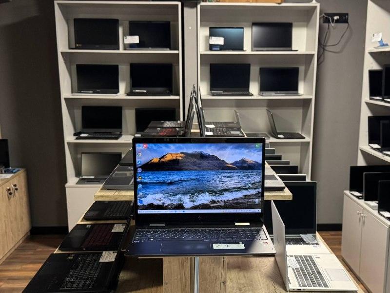 HP Envy X360 Convertible 15m-bq0xx