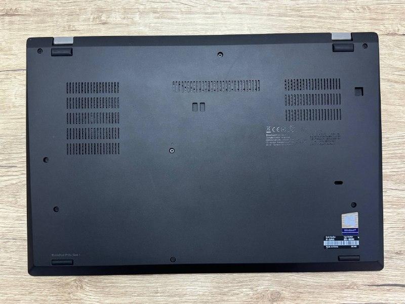Lenovo ThinkPad P15s Gen1