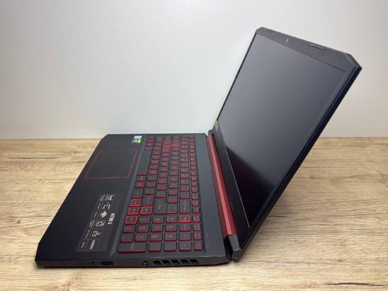 Acer Nitro 5 AN515-54-70KK